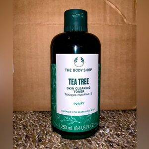 The Body Shop Tea Tree Skin Clearing Toner